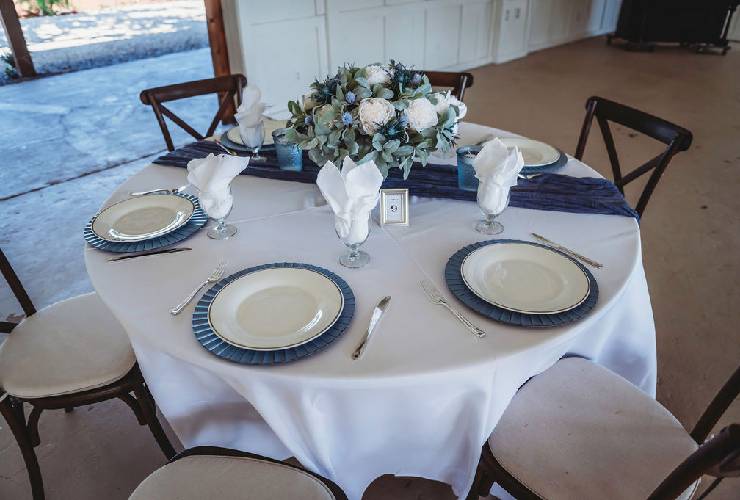 Dining 2
